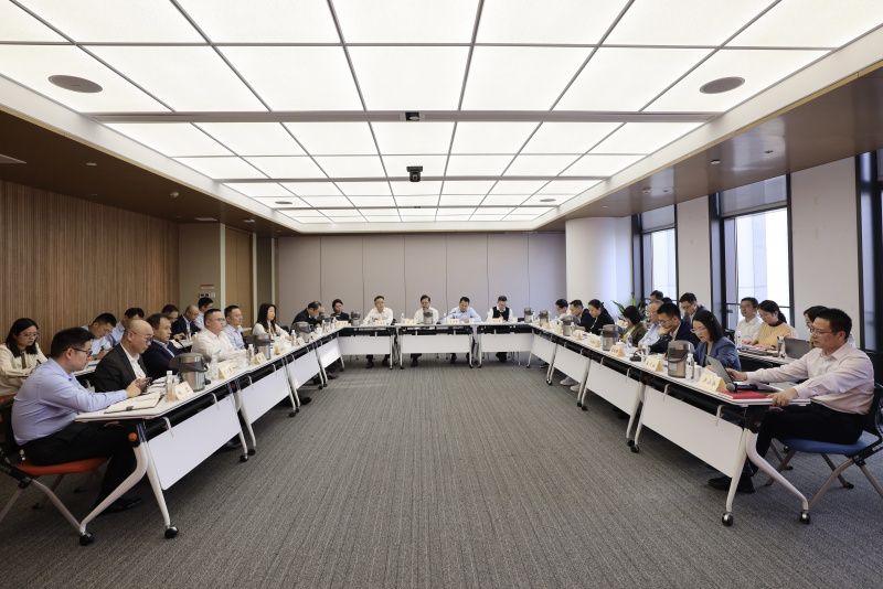 在线转盘
召开“十五五”战略规划研讨会2.jpg